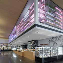 Supermarché Avril, Centre Laval

Design: Aedifica